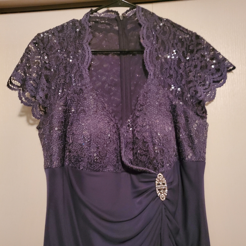 Evening gown/ bridesmaids dress 16w lace and chiffon.